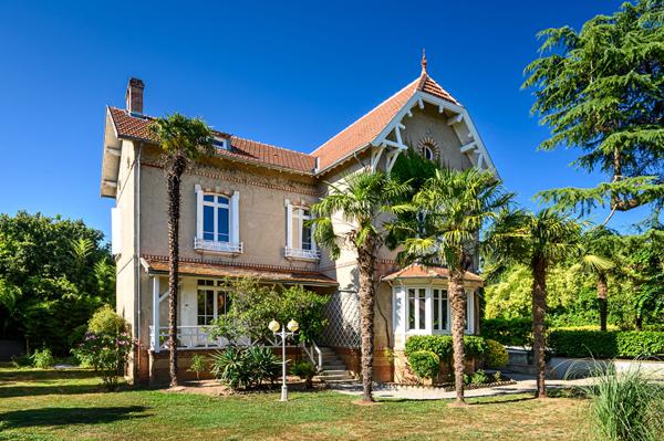 Maison de maître rénovée de 250 m² - Montauban Villebourbon
