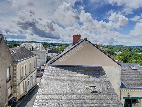 Appartement en duplex 2 chambres situé en centre-ville de Montjean sur Loire