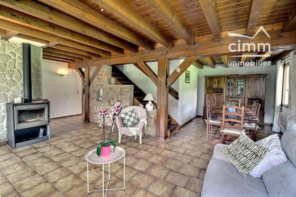 &nbsp; DOMANCY - Maison familiale de 130 m² habitables avec 5 chambres – Terrain plat de 1 200 m²