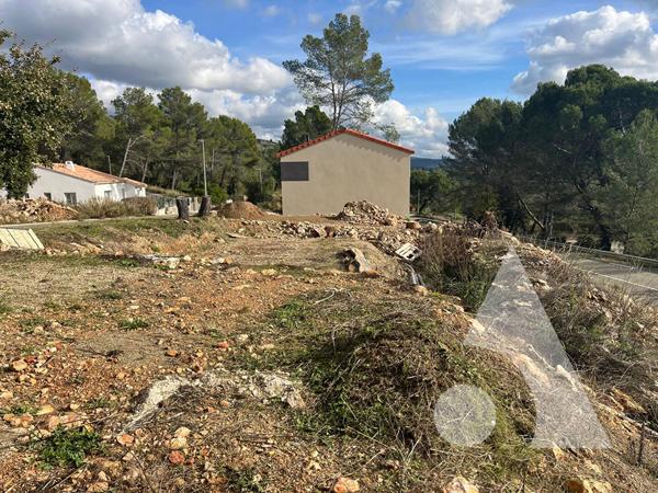 Terrain 515 m2