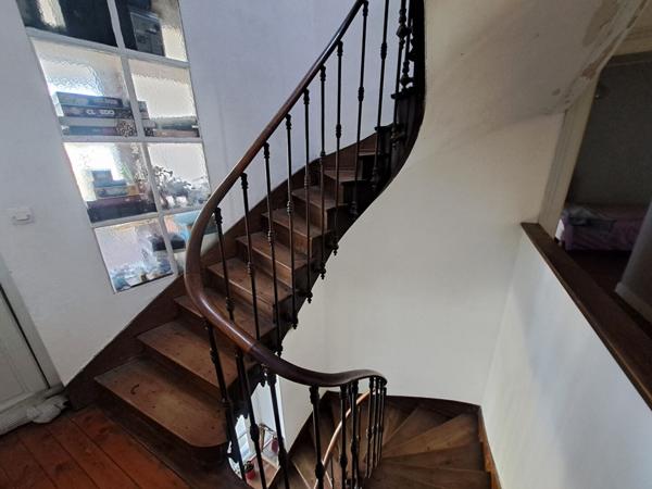 A VENDRE: ELEGANTE MAISON BOURGEOISE A LA FLECHE