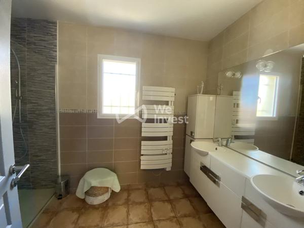 Narbonne Villa contemporaine avec piscine et vue panoramique sur les vignes