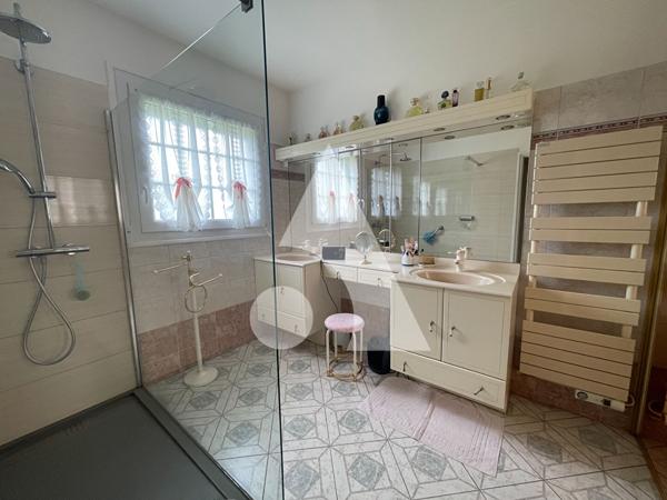 Maison 7 pièces 166 m2