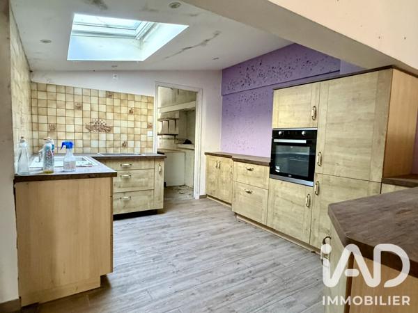 Maison à vendre 9 pièces 320 m² Damvix