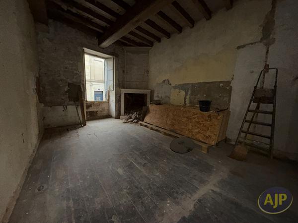 Vente maison Pons : 75 400 € - AJP Immobilier Pons