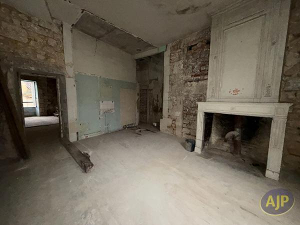 Vente maison Pons : 75 400 € - AJP Immobilier Pons