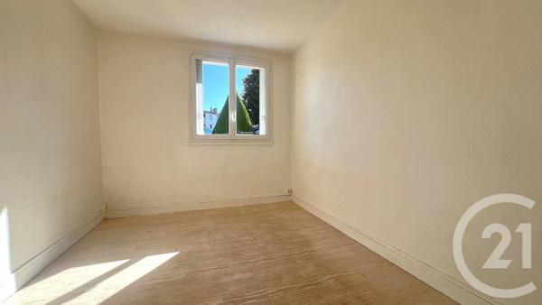 Appartement F3 à vendre  3 pièces - 54,50 m 2   ETAMPES  - 91