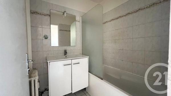 Appartement F3 à vendre  3 pièces - 54,50 m 2   ETAMPES  - 91