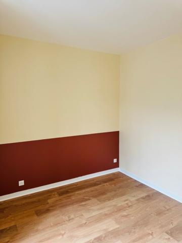 appartement lumineux en rez de chaussée en centre ville de Parthenay