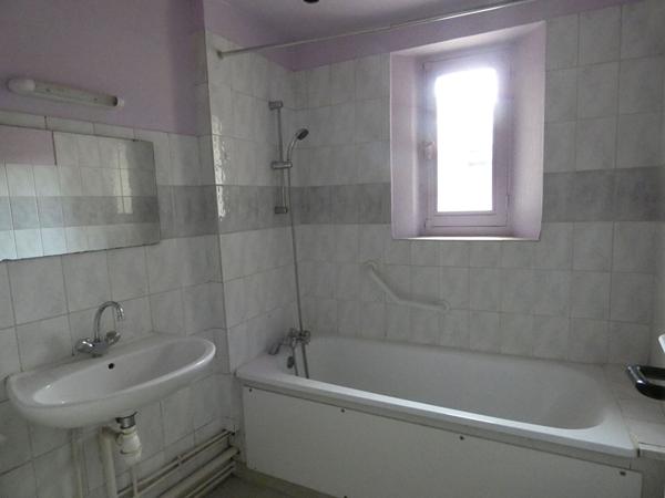 Appartement Thiers 2 pièce(s) 51 m2