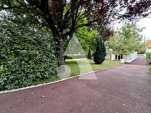 Maison 7 pièces 146.6 m2