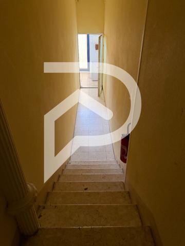 Bureaux 5 pièces 291.9 m2