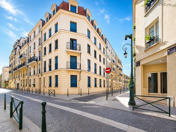 PUTEAUX/ Elysée Wallace - Appartement 2 pièces 48m² - 1 Balcon - 1 Parking