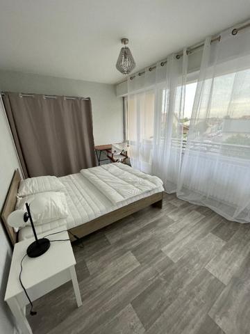 TALENCE- 19, rue roustaing-résidence Gambetta- 3pp meublé-Balcon/parking
