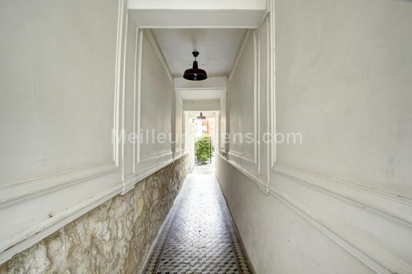 DUPLEX REFAIT A NEUF AVEC TERRASSE ET JARDINET