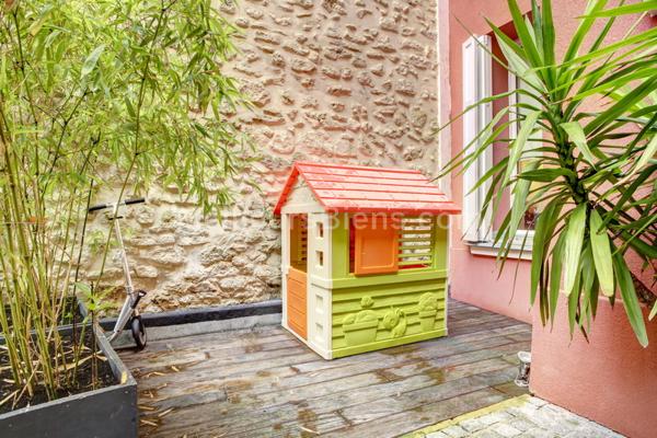 DUPLEX REFAIT A NEUF AVEC TERRASSE ET JARDINET