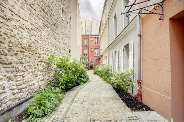 DUPLEX REFAIT A NEUF AVEC TERRASSE ET JARDINET