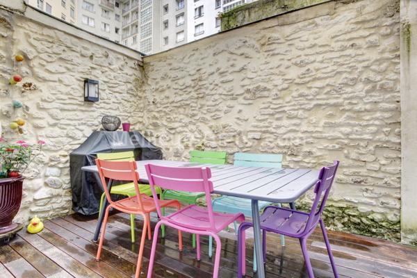 DUPLEX REFAIT A NEUF AVEC TERRASSE ET JARDINET