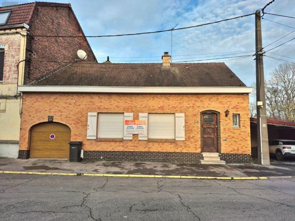Maison de ville à vendre à Merville dans le Nord (59660), ref : C1138