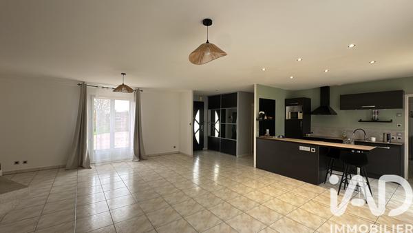 Maison à vendre 6 pièces 168 m² Thuré