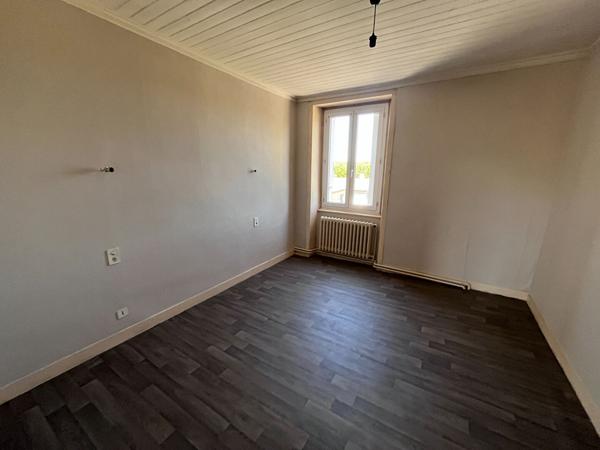 Maison à rénover Val-d'Izé 107m²