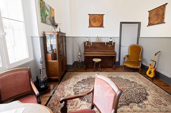 Château XIXe – Domaine événementiel – 1 389 m² – 16 ha – 56 couchages – Proche Montluçon