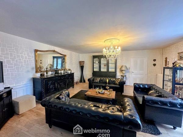 Maison de ville 220 m² à Lys-Haut-Layon 49310