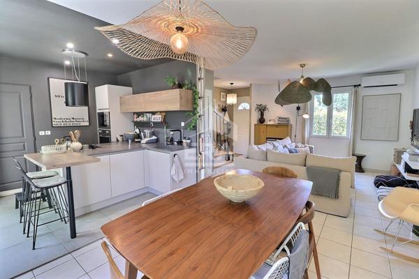 A VENDRE Entraigues Sur La Sorgue  Maison 5 pièce(s)