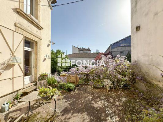 À vendre Immeuble 9 pièces 235 m² - 2 appartements - ÉPinal 88000