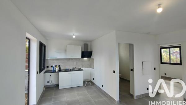 Location appartement 3 pièces 46 m² Le Tampon