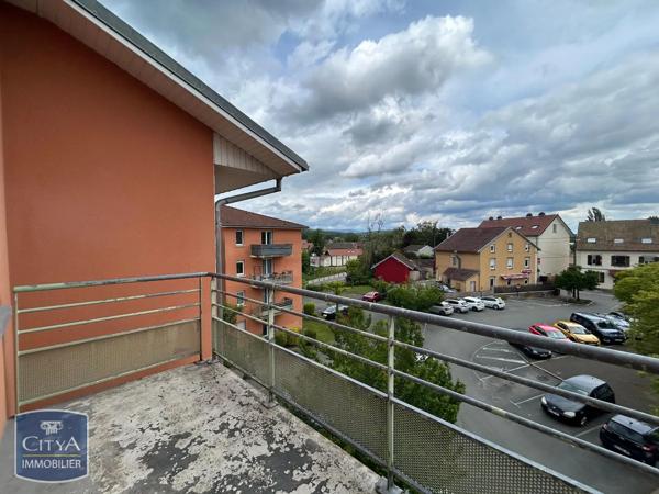 Appartement à louer 3 pièces 60.56m² Belfort (90000)