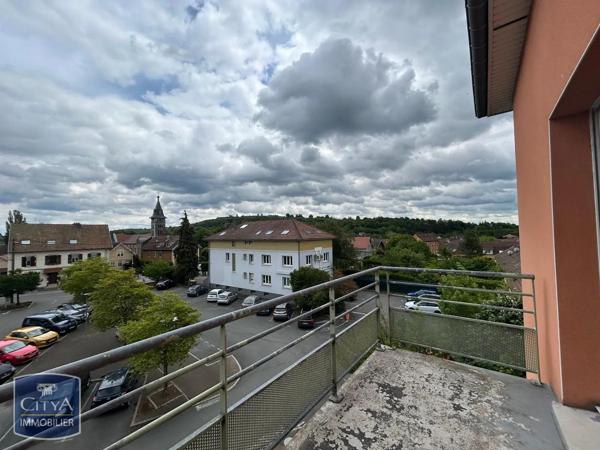 Appartement à louer 3 pièces 60.56m² Belfort (90000)