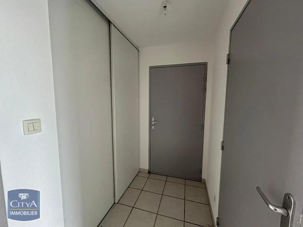 Appartement à louer 3 pièces 60.56m² Belfort (90000)