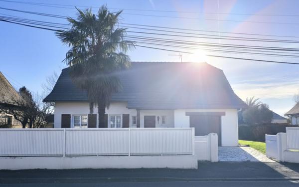 Maison à vendre    5 pièces •  Lons