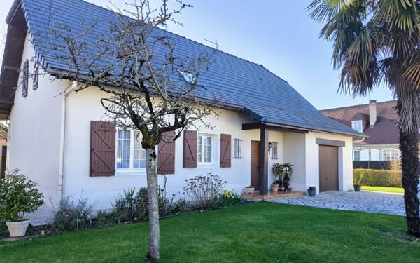 Maison à vendre    5 pièces •  Lons