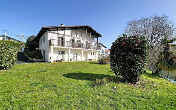 Maison à vendre    5 pièces • 147 m2 Bayonne