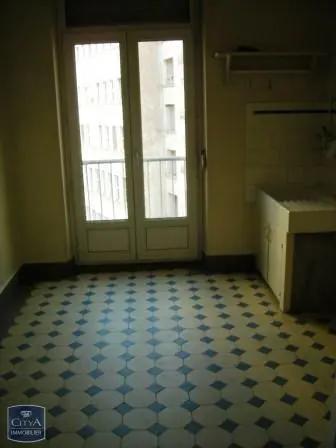 Appartement à louer 4 pièces 74.25m² Strasbourg (67100)