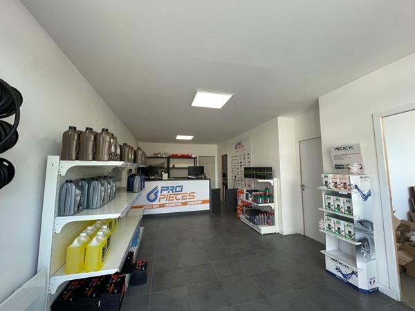 Cellule Commerciale 80m² -A proximité de la Frontière Allemande