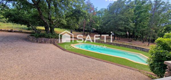RANCH 182 M2 AVEC PISCINE ET ECURIE A TOURRETTES