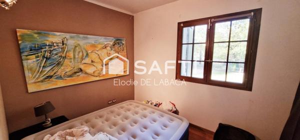 RANCH 182 M2 AVEC PISCINE ET ECURIE A TOURRETTES