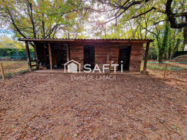 RANCH 182 M2 AVEC PISCINE ET ECURIE A TOURRETTES