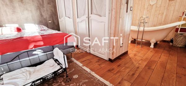 RANCH 182 M2 AVEC PISCINE ET ECURIE A TOURRETTES