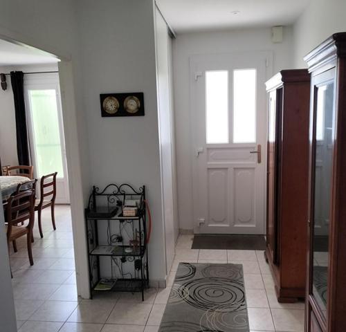 Maison Riberac 3 pièce(s) 90 ; 2 chambres ; terrain 3892 m²