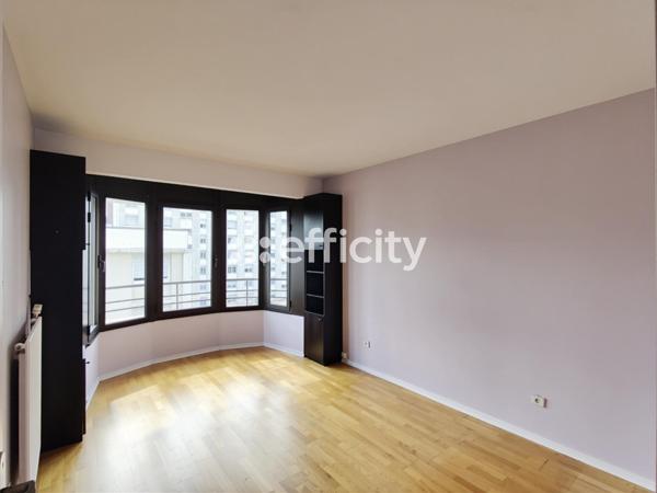 Appartement 5 pièces - 95 m² Bien prestige