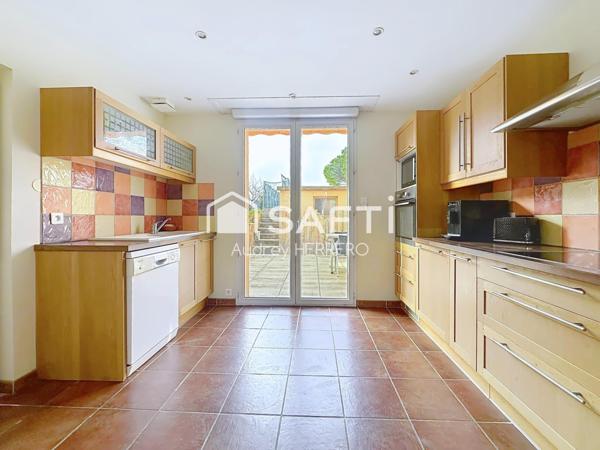 Maison de type T5 avec Piscine - Labastide-Saint-Sernin (31620)