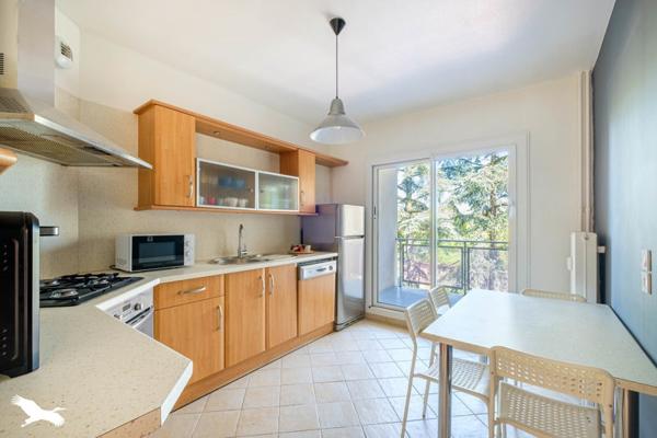 Appartement à vendre |  Sainte-Foy-lès-Lyon |  3 pièces | 82 m²