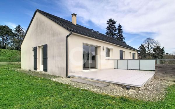 Maison à louer    5 pièces •  Peyrignac