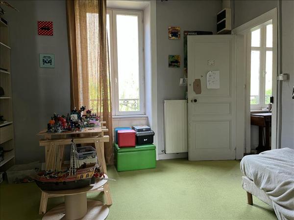 Maison à vendre |  Isle |  8 pièces | 200 m²