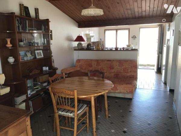 LA GUERINIERE, TRES PROCHE PLAGE, LONGERE A RENOVER