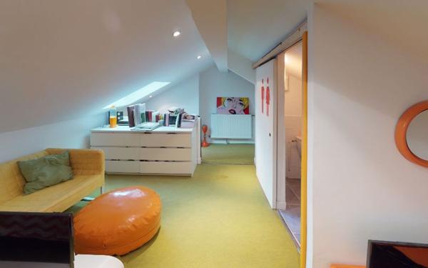 Appartement à louer    3 pièces • 81 m2 Saint-Étienne